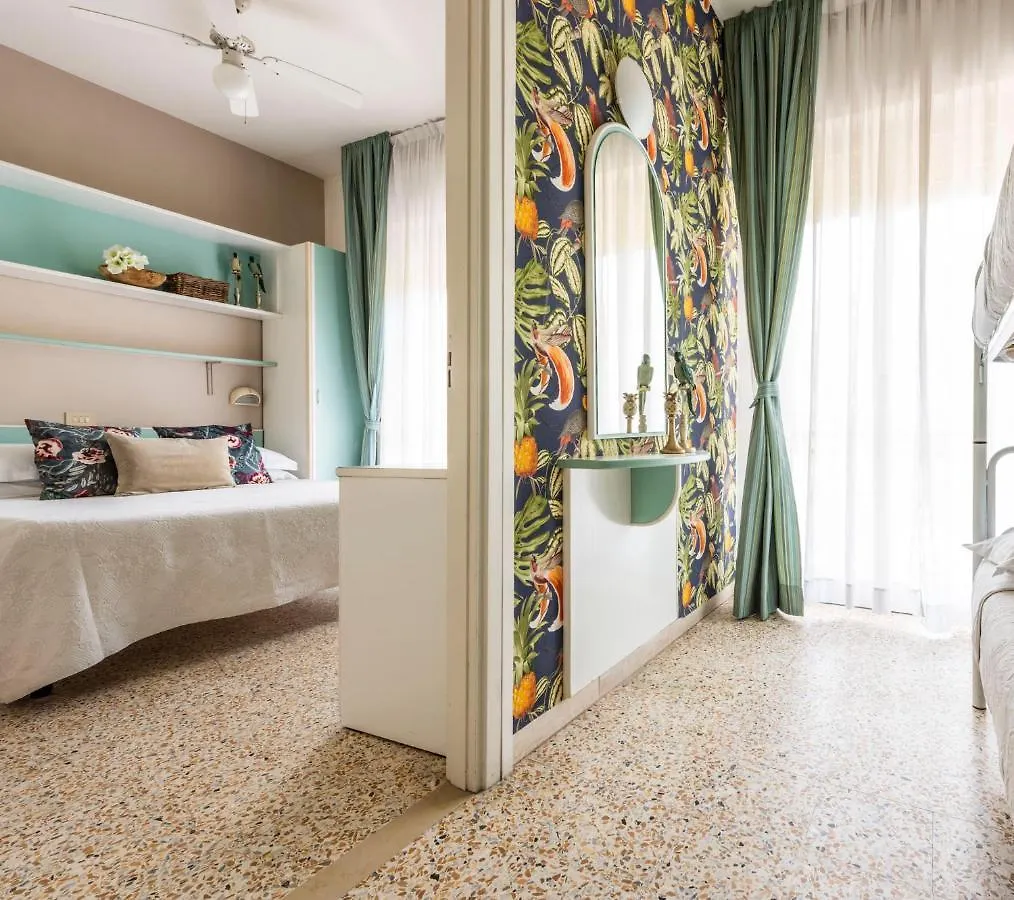 Alta Marea Hotel Milano Marittima 3*,