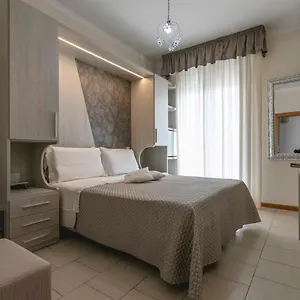 3* Otel Deborah